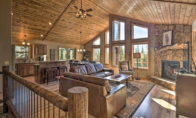 Valley of the Sun Cabin | Dream Escape at Fairplay: Unwind Near Breckenridge!