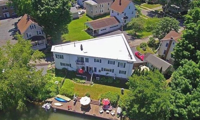 Perinton Apartment | Top-Rated Fairport Village Triangle Home on the Erie Canal