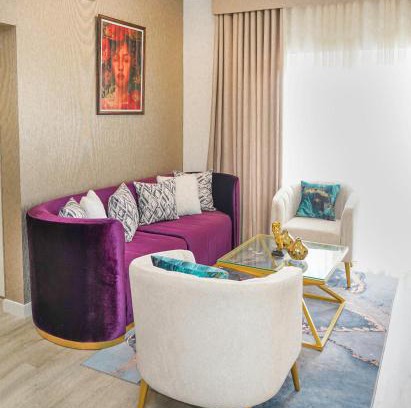 Battaramulla Apartment | Fairway Velvet Vista: 3 Bedroom Apartment with Pool & Ocean View
