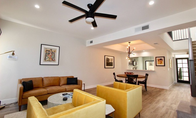 Biltmore Courts House | Fairway View: Pet Friendly with Amazing Amenities & 10/10 Rating