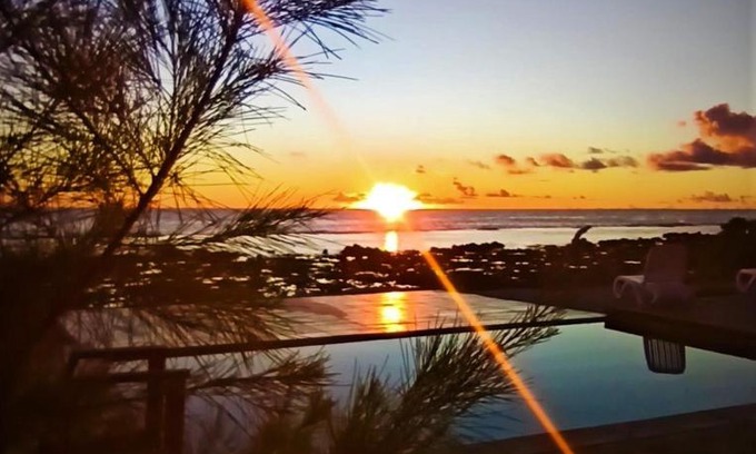 Fakarava House | Relaxing Oceanfront Stay at Teariki Lodge, Fakarava