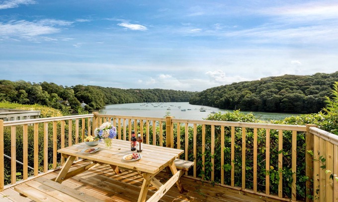 Truro Cottage | Pet-Friendly Fal River Cottage: Guest Rated 9.8, Family Welcomed