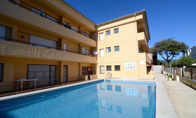 Els Griells Apartment | Inviting FALAGUER C-11: Oceanfront Oasis with Pool & Spa