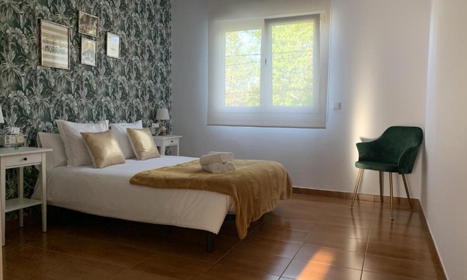 Santiago de Compostela Apartment | Child-Friendly Retreat at Falda do Pedroso - Rated 9.6/10