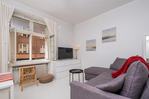 Ullanlinna Apartment | Fall for Helsinki With Elvis Vibes Free WiFi