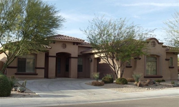 Estrella Mountain Ranch House | Experience Fabulous Amenities at Fab House with Pool & Spa