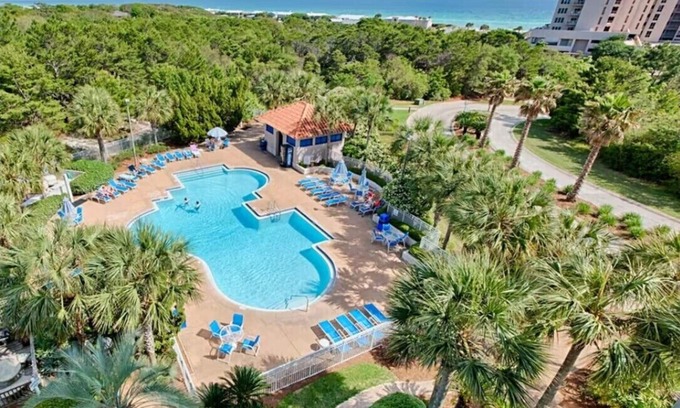 Four Mile Village Condo | Stunning Oceanfront 3BR Condo at Tops'l Summit Resort