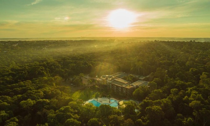 Puerto Iguazu Hotel | Indulgent Falls Iguazú Hotel & Spa with Oceanfront Bliss