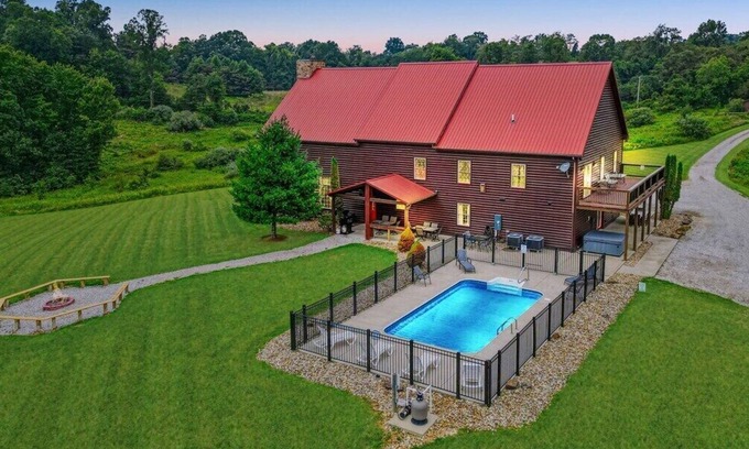 Rockbridge Cabin | Falls Lodge | Pool | 5,000 sqft