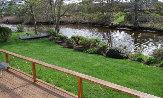 Falmouth House | Experience Oceanfront Bliss at Falmouth Breezes on the Cape