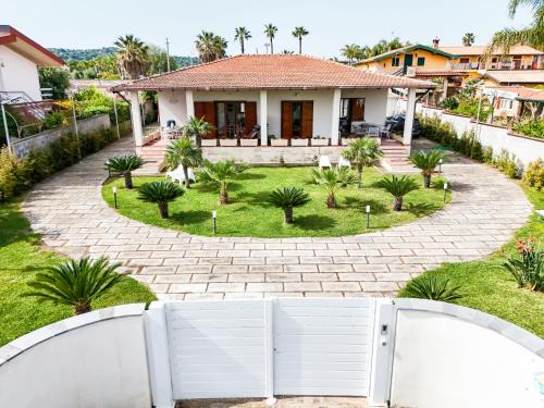 Costa Saracena-Castelluccio Apartment | Fameda House