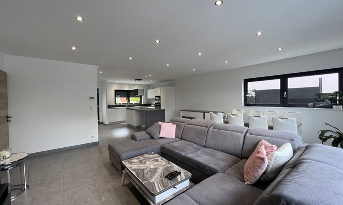 Colmar House | Family-Friendly Retreat at Familia Gîte with Private Pool