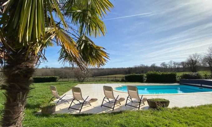 Cellefrouin House | Family Vacation Home for 12 with Private Pool & Hot Tub