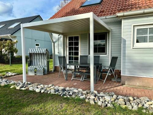 Luetow House | Family-Friendly NEU Ostsee Ferienhaus Usedom with Ocean View