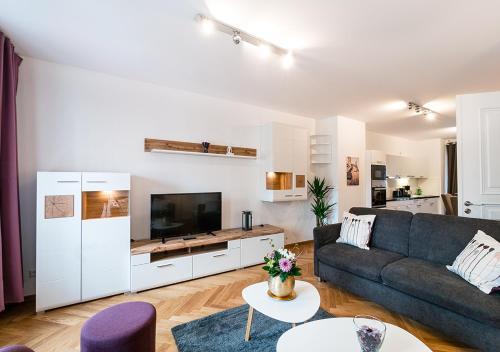Innere Altstadt Apartment | Family Apartment with Views of the Frauenkirche - 9.5 Rated