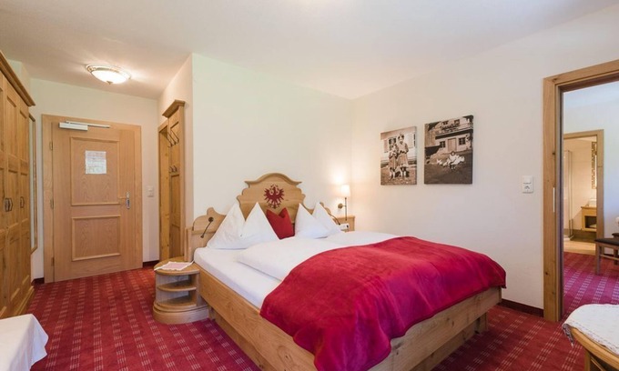 Soell House | Family Rooms with Shower - Gasthof Oberstegen Awaits