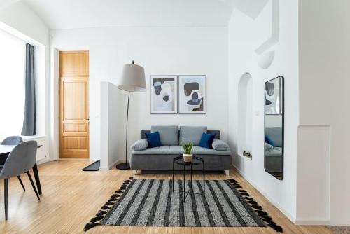 Weißgerber Apartment | Family-Friendly 2BR Oasis Steps from City - Rated 9/10