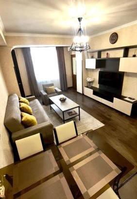 Kentron Apartment | Family-Friendly Apartment with 9.9/10 Guest Reviews