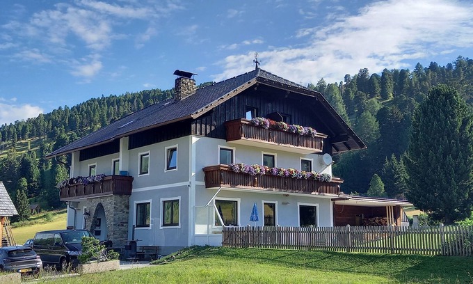 Thomatal Apartment | Cozy Family Apartment in Lungau, Embraced by Nature