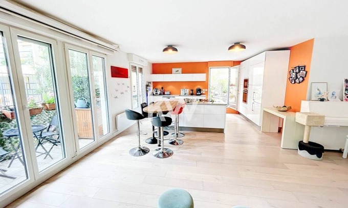 Parc-de-Montsouris Apartment | Family apartment sleeps 6 120m2 + terrace30m2 Near Parc Montsouris