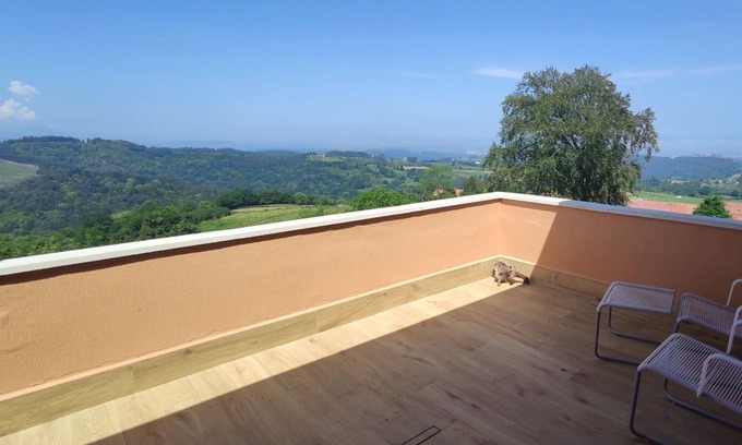 Comillas City Center Apartment | Family apartment with stunning views to sea and mountains