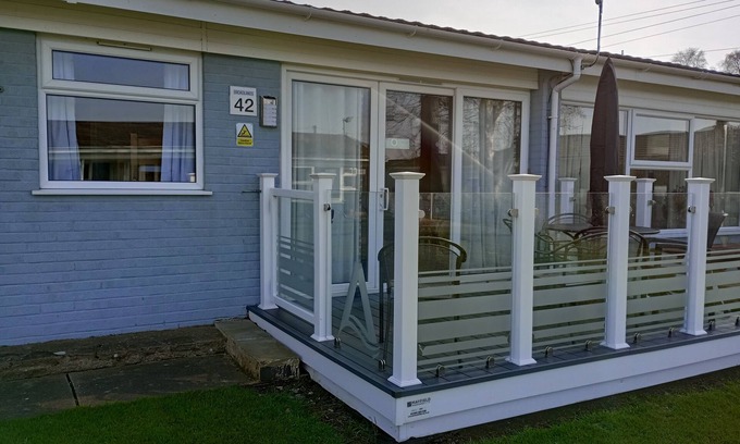 Oulton Broad House | Family Getaway at Forty-Two Broadlands Park, Oulton Broad