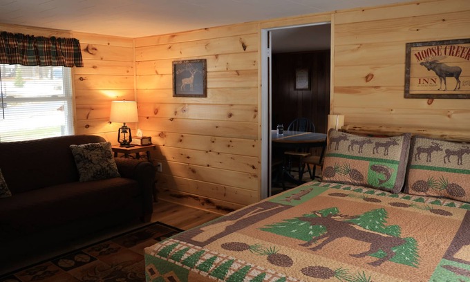Schroon Lake Cabin | Cozy Family Cabin at Rowe’s Cabins - Fun for Everyone!