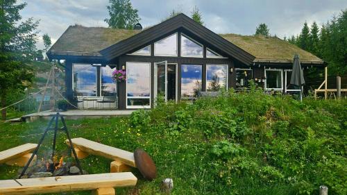 Lunner House | Family Cabin With Views Over Hadeland