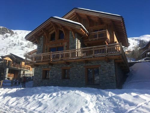 Le Bettaix House | Family Chalet at Foot Slopes Les Ménuires