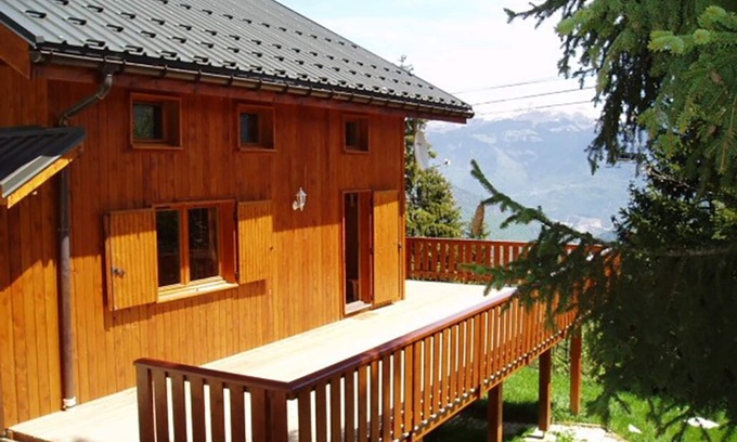 Doucy-Combelouviere Ski Chalet | Spacious Family Chalet for 2 to 12 in Doucy-Valmorel