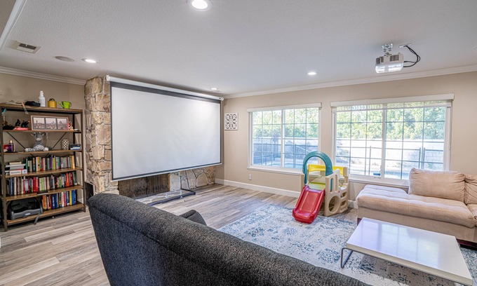 Fullerton House | Family-Friendly Retreat with Pool & Ocean Views – Top Rated 9.8