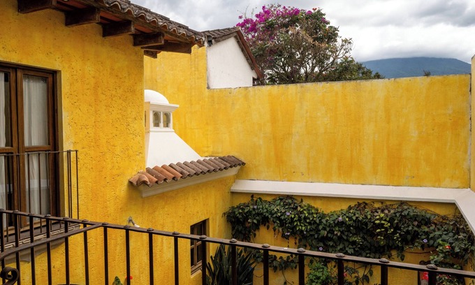 Antigua Guatemala House | Family-friendly 3-bedroom house with WiFi and parking in Antigua Guatemala