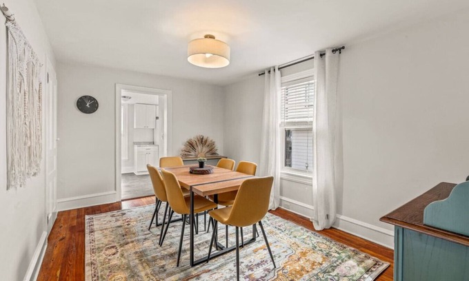 Bala-Cynwyd Apartment | Family Focused 2-Floor Apartment at Sunflower Stay