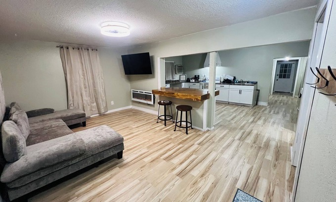 Kahoka House | Family friendly 3 bedroom home in Kahoka MO