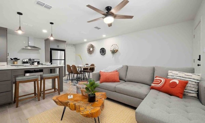 Edinburg Apartment | Convenient Apartment with Washer, Dryer & Family-Friendly Perks