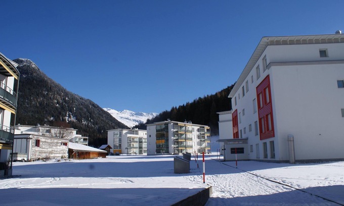 Davos-Dorf Apartment | Family-Friendly Retreat in Peaceful Davos-Dorf Location