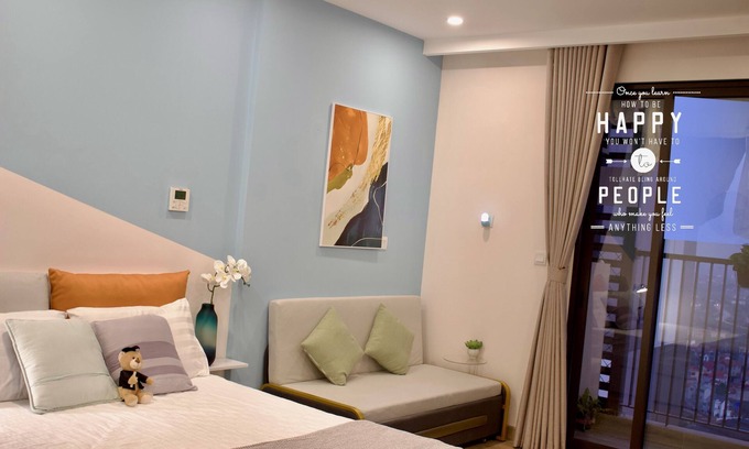 Van Giang Apartment | Family-friendly, Filled up with morning sunshine, Fully furnished yet spacious