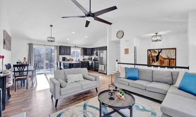 Tobyhanna House | Family Friendly - Game Room