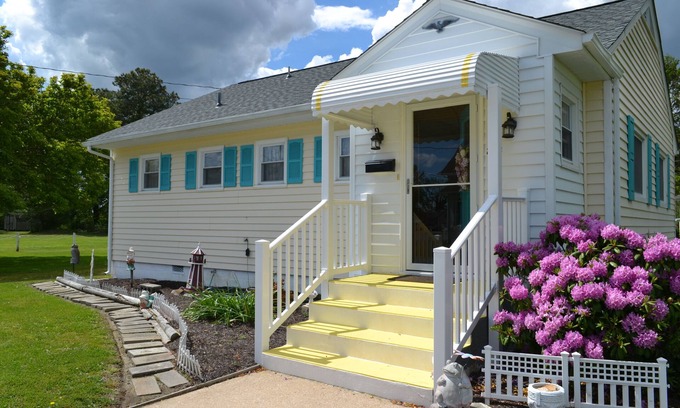Berlin Cottage | Ideal Family Escape Near Assateague and Downtown Berlin