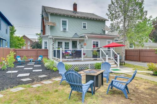 Glens Falls House | Family-Friendly Glens Falls Getaway with Inviting Sun Porch