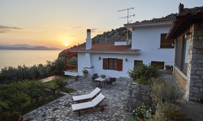 North Kynouria Villa | Family-Friendly Retreat with Ocean Views and Pool