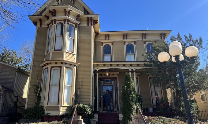 New Albany House | Family-Friendly Historic Mansion, 5 Min to Louisville!