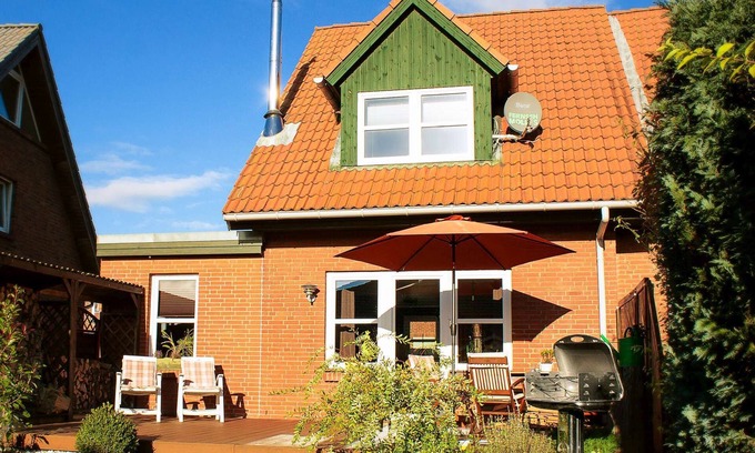 Daenschendorf House | Family-Friendly Retreat with Ocean Views in Dänschendorf