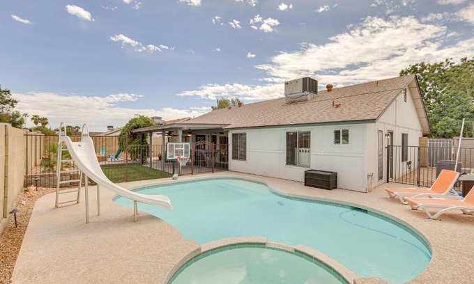 Peoria House | Ideal Family Escape in Peoria with Pool and Fire Pit