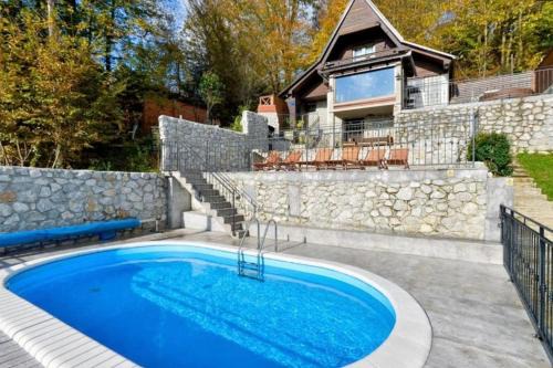Karlovac House | Family-Friendly Retreat with Pool in Karlovac - 4 Stars