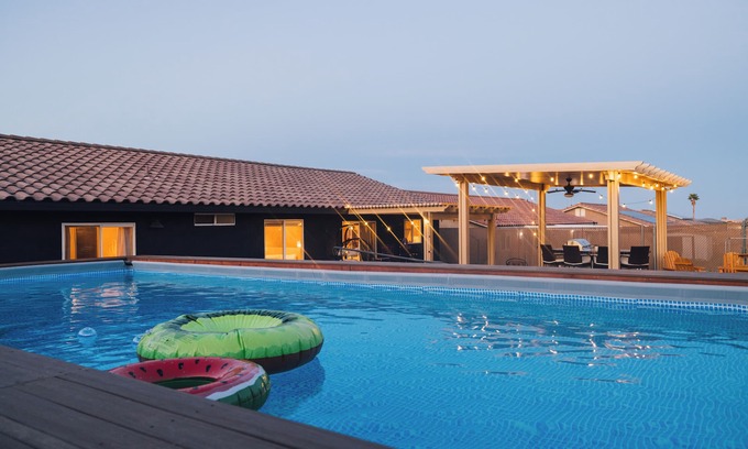 Joshua Tree House | Family-Friendly Retreat in Joshua Tree: Pool, Hot Tub, Game Room & More!