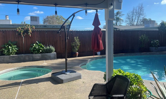 Ceres House | Ideal Family Retreat with Pool & Spa Near Modesto