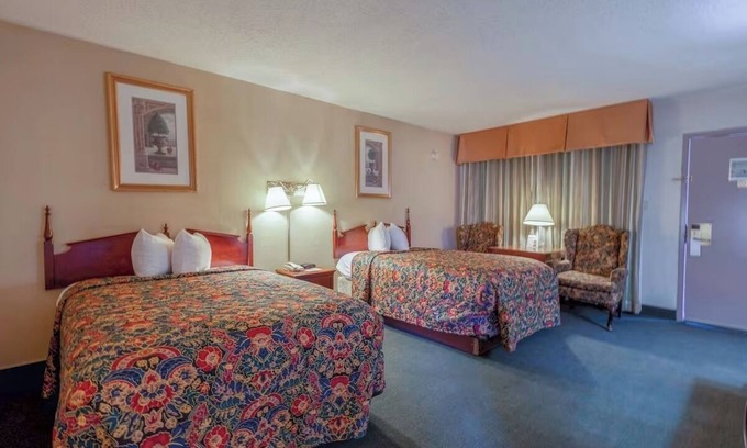 Allison Hotel | Family-Friendly Room Perfect for Road Trips Along Interstate 40 & Route 66