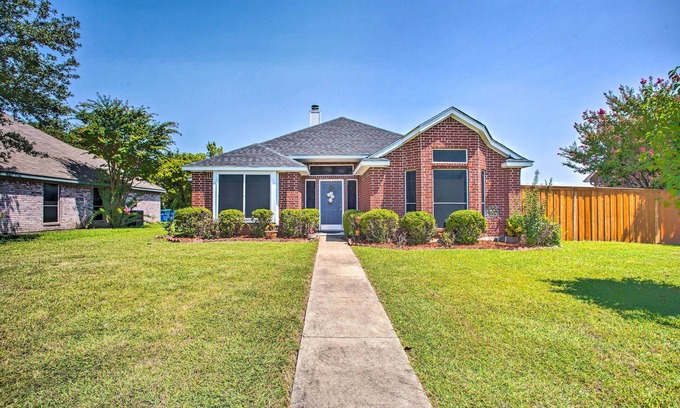 Rowlett House | Family-Friendly Home in Rowlett: 9.8/10 Guest Rated Stay