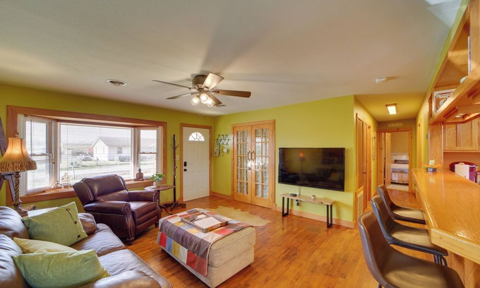 Sallisaw House | Kid-Friendly Sallisaw Retreat with Pet Amenities & Spa